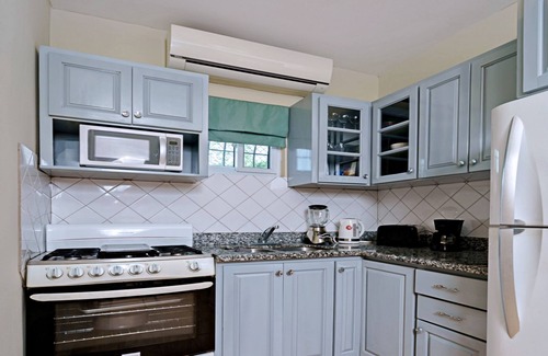 Negril Condo | Beach House Condos Lower Reef House - 7mile Beach Jamaica