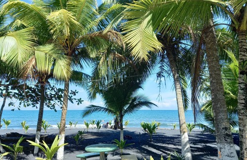 Manzanillo House | Beach house for 10Experience indoor outdoor life where the jungle meets the sea.
