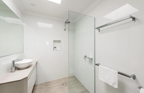Port Macquarie Apartment | Beach House Holiday Apartments