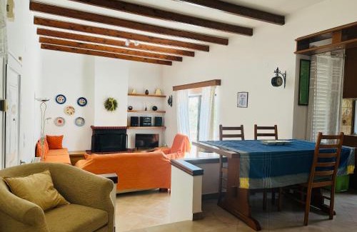 Kanali House | Beach House Into the Green!