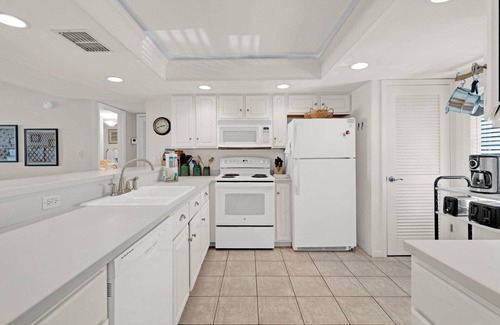 South Padre Island Condo | Beach House ll 401Oceanfront Condo: Watch the Waves Roll in