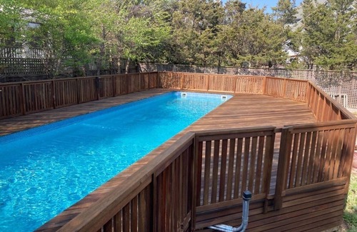 Ocean Beach House | Beach house located in Ocean Beach/Seaview - steps away from the waves!