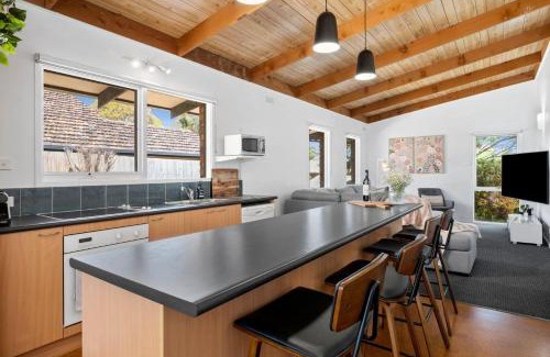 Torquay House | Beach House on Antares