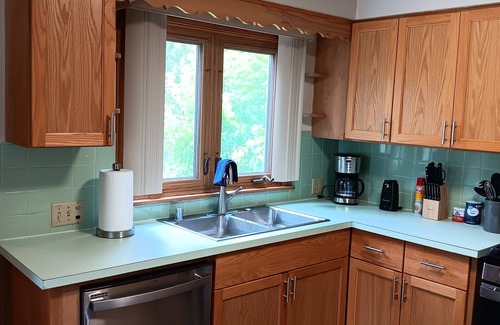Sheboygan House | Beach House on the shores of Lake Michigan Near downtown Sheboygan