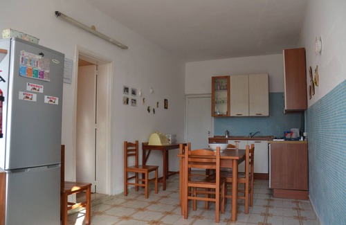 Noto Marina Apartment | Beach house overlooking the cliff and sand
