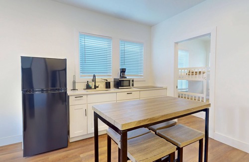 North End Villa | Beach House: POOL, Boardwalk, 1 Min to Beach