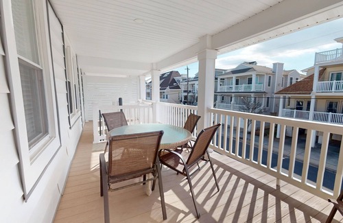 North End Villa | Beach House: POOL, Boardwalk, 1 Min to Beach