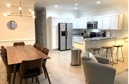 Rehoboth Beach House | Beach House - POOL - Linens Provided - 2 Kings, 1 Queen, 3 Twins