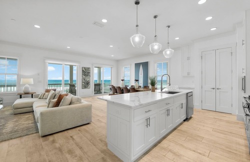 West Panama City Beach House | Beach House - Reel Em Inn by PHG