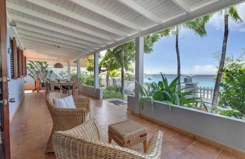 Playa Villa | Beach House Sea You Soon on the Caribbean Sea
