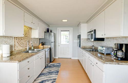 Gold Beach House | Beach House @ Spirit Cove- Beach Path & SPA