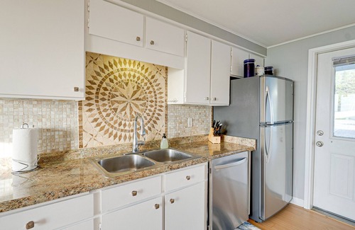 Gold Beach House | Beach House @ Spirit Cove- Beach Path & SPA