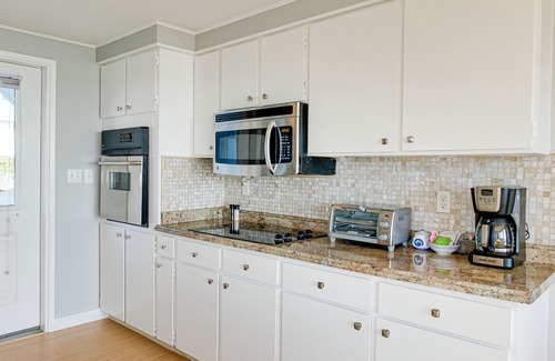 Gold Beach House | Beach House @ Spirit Cove- Beach Path & SPA