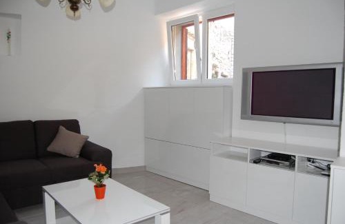 Tribunj House | Beach House Tribunj