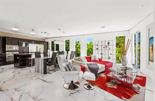 Downtown Fort Lauderdale Apartment | Beach House Unit A