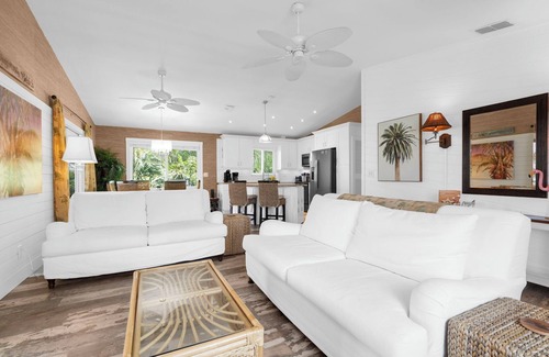 Anna Maria House | Beach House w/ pool on the north end of AMI