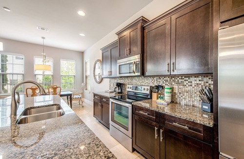 Villa Lago House | Beach house w/shared pool, on-site golf, and six-seater golf cart