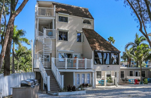Sunset Beach Condo | Beach Hugger 3 - Just remodeled, charming beach front bungalow!