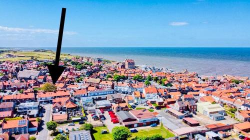 Sheringham House | Beach hut seaside cottage
