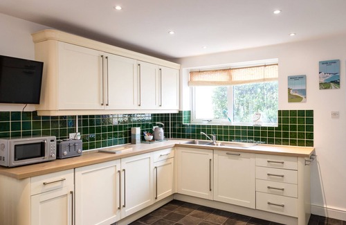 Eastbourne House | Beach in Reach - group house for up to 14 with sea views
