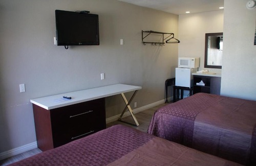 East Village Hotel | Beach Inn
