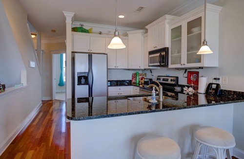 Surf City House | Beach is a 5 minute walk away and the most beautiful sunsets to end the day