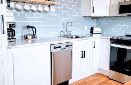 Cheticamp Apartment | Beach, island and lighthouse