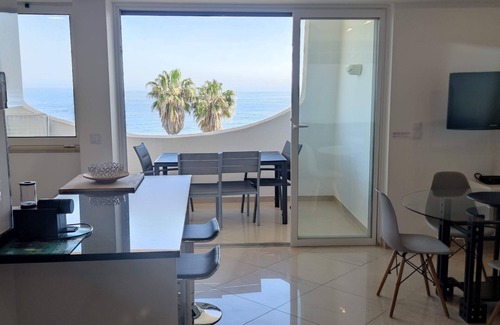 Areias de Sao Joao Apartment | beach less than 30 meters