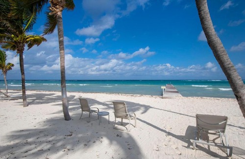 West Bay Apartment | Beach Living at Villas Pappagallo BLEV
