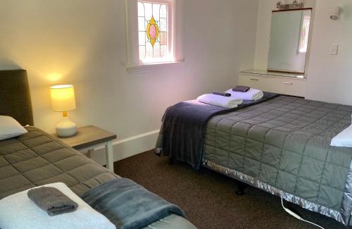 Saint Kilda Hotel | Beach Lodge Motels