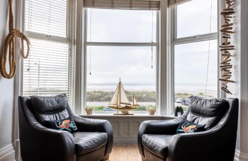 Lytham St. Anne's Apartment | Beach Lookout - SEA VIEWS