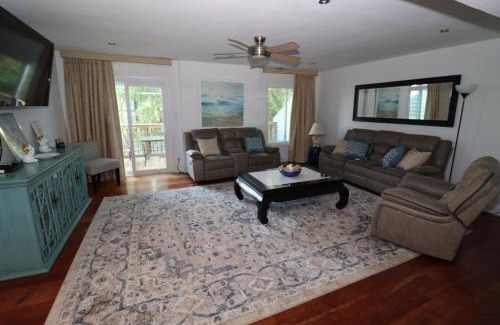 Northeast Virginia Beach House | Beach Luxury Townhouse