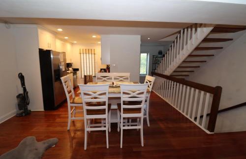 Northeast Virginia Beach House | Beach Luxury Townhouse