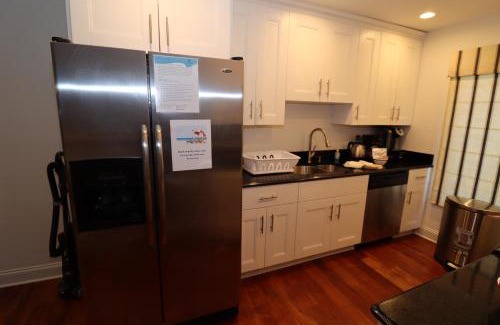 Northeast Virginia Beach House | Beach Luxury Townhouse