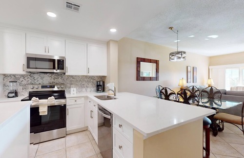 Sandestin Condo | Beach Manor 109 - ground floor, beachfront condo ~ walk to pool & beach