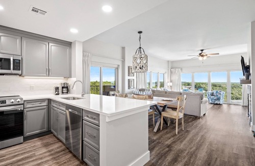 Sandestin Condo | Beach Manor 701 at Tops'l | 2 Bed, 2 Bath