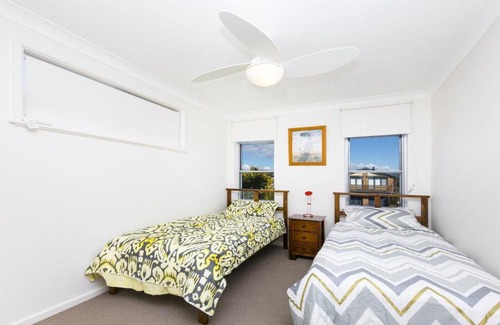 Forster House | Beach Mist on Becker - One Mile Beach!