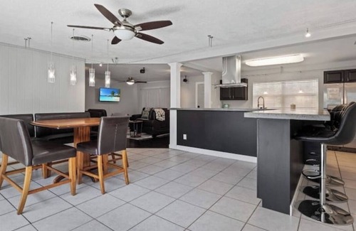 St. Petersburg - Clearwater House | Beach Oasis w/Heated Pool only 1.5 miles to the top rated Beach in the US!