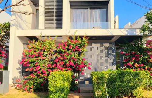 Long Hai Villa | Beach Oceanami Villa