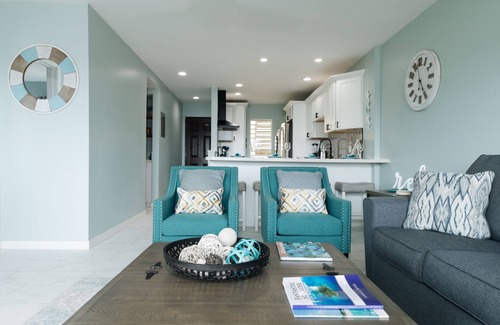 Estate Golden Rock Condo | Beach & Oceanfront, Modern 2BR, King Size Beds/2BA Condo at the Ocean's Edge