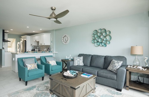 Estate Golden Rock Condo | Beach & Oceanfront, Modern 2BR, King Size Beds/2BA Condo at the Ocean's Edge