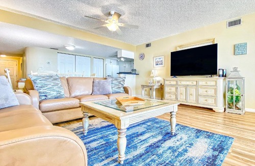 Indian Shores Apartment | Beach Palms 406