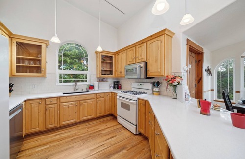 Nehalem House | Beach Pine MCA#1575- Hot tub, Dog friendly, ping pong, fenced yard
