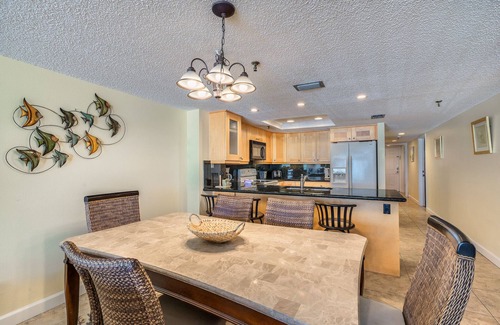Madeira Beach Condo | Beach Place 110 3 BR Gulf Front