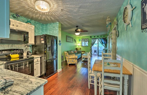 Palmetto Dunes Condo | Beach + Pool Access: Colorful Hilton Head Condo!