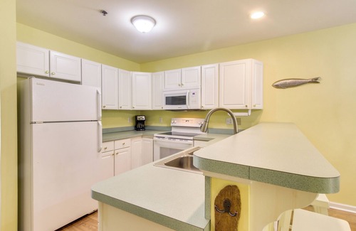 Ocean Pines House | Beach & Pool Access: Ocean Pines Coastal Cottage!
