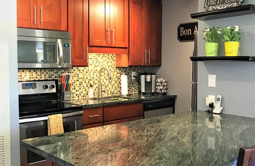 Kihei Condo | BEACH RESORT 10% DSCNT on 7 days Stay - Exquisite Renovated Condo