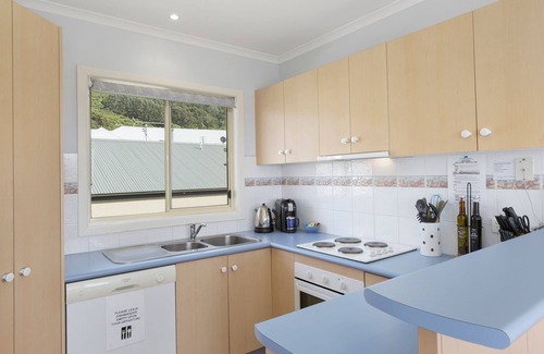Apollo Bay House | Beach Retreat - At Apollo Bay