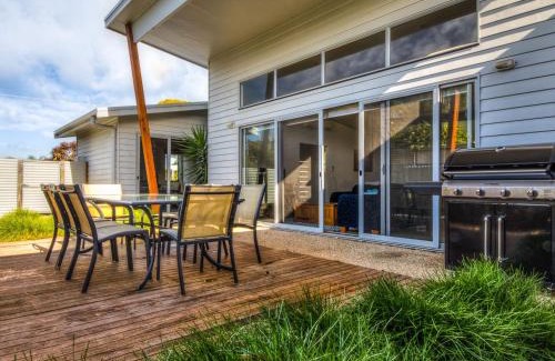 Cowes House | Beach Retreat on Koala