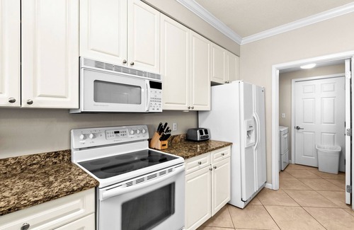 Miramar Beach Condo | Beach Service Included in Season!